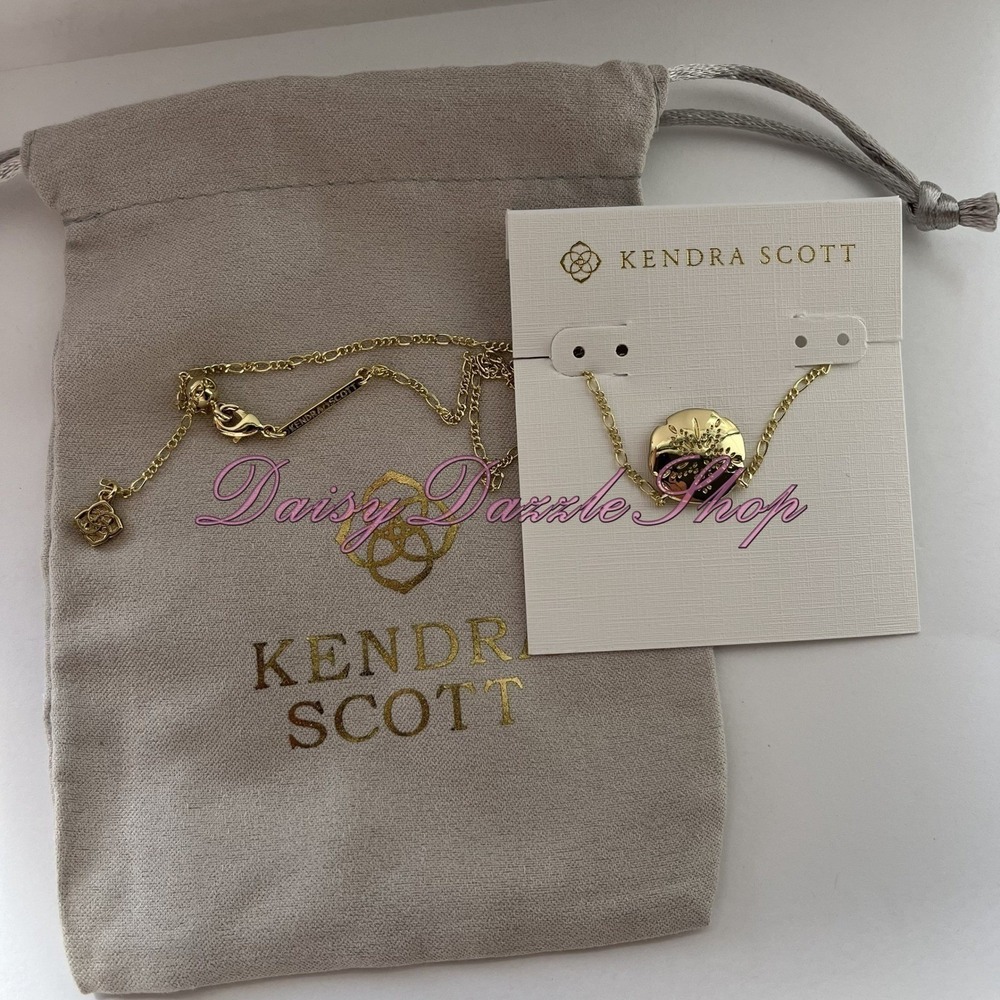 ✨Kendra Scott Sand Dollar Gold Pendant Necklace In Natural Mother of Pearl New✨ - Picture 8 of 8